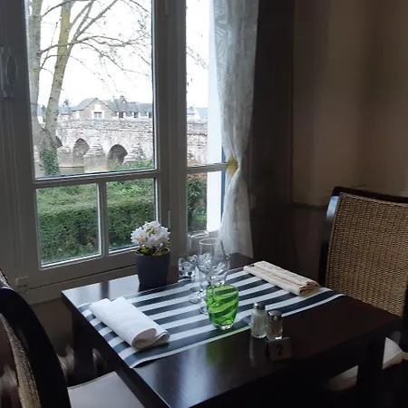 Hotel Grand Le Pont Rean
