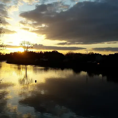 Grand 2* Le Pont Rean